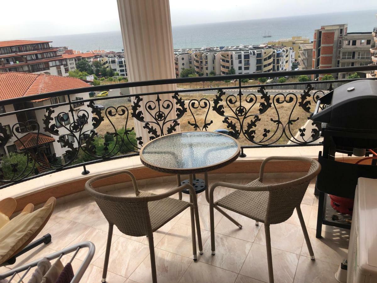 Amazing Apartment Facing The Sea Burgas Stad Buitenkant foto